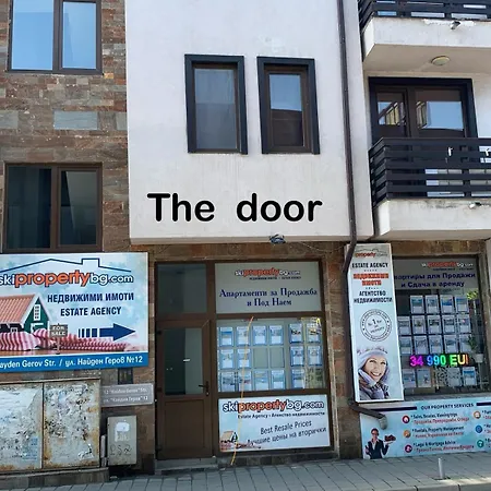 Apartment Elegant Two Bedroom - Location *