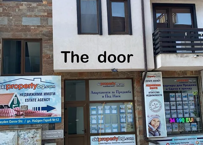 Apartment Elegant Two Bedroom - Location *